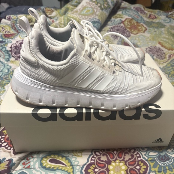 Adidas Swift Run 23 - Picture 1 of 4